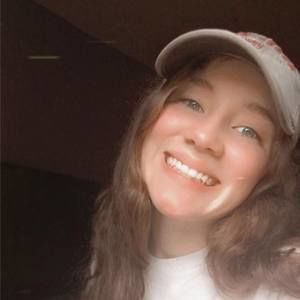 Meet your Posher, Eliza